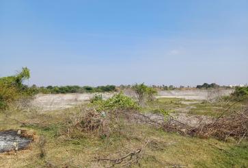 Climate risks such as insufficient rainfall completely upend livelihood opportunities for agriculture-dependent households. Seen in the picture is an area that used to be a community lake used for irrigation.
