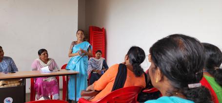 Women in a Fort Kochi neighborhood highlighting the need for safe, accessible outdoor spaces where they can spend leisure time with their peers. Photo by Amy Joseph/WRI India. 