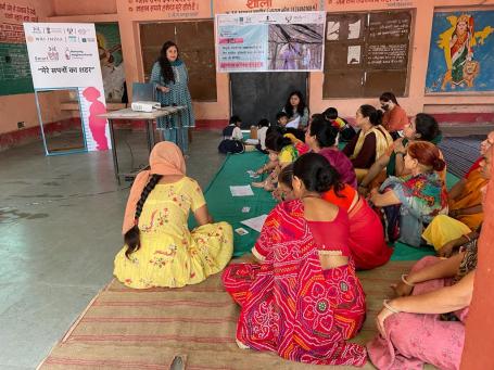 A focused group discussion with Anganwadi teachers in Indore. Photo by Indore Smart City Development Limited. 