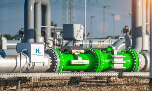A green hydrogen pipeline. Photo by Shutterstock.