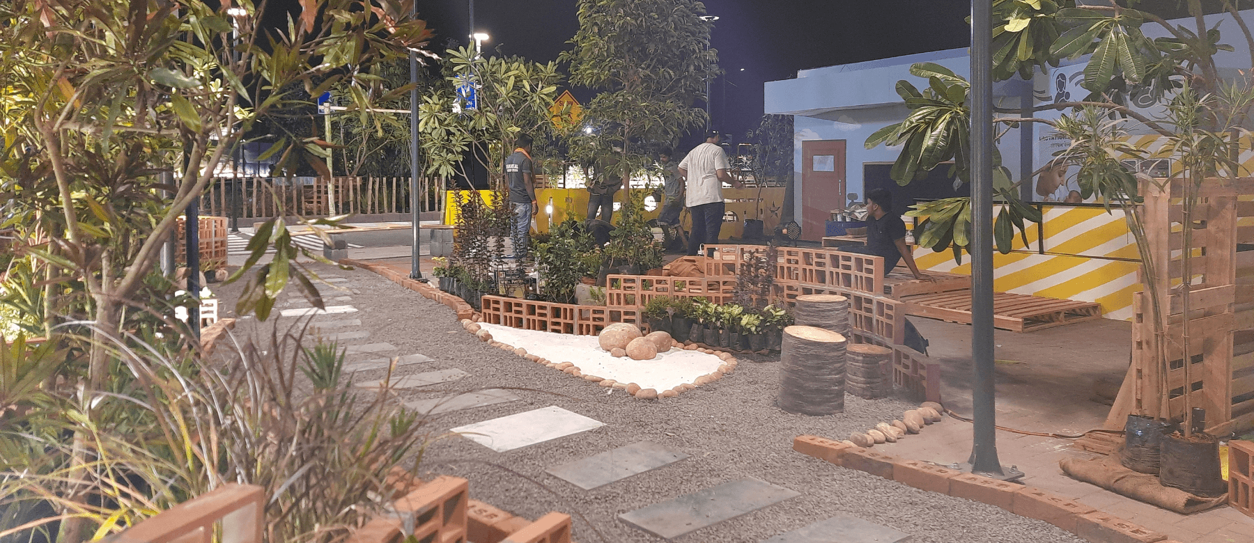 Alternate pedestrian pathway offers pause points along the way, designed to offer a sensory experience and aid in rainwater percolation